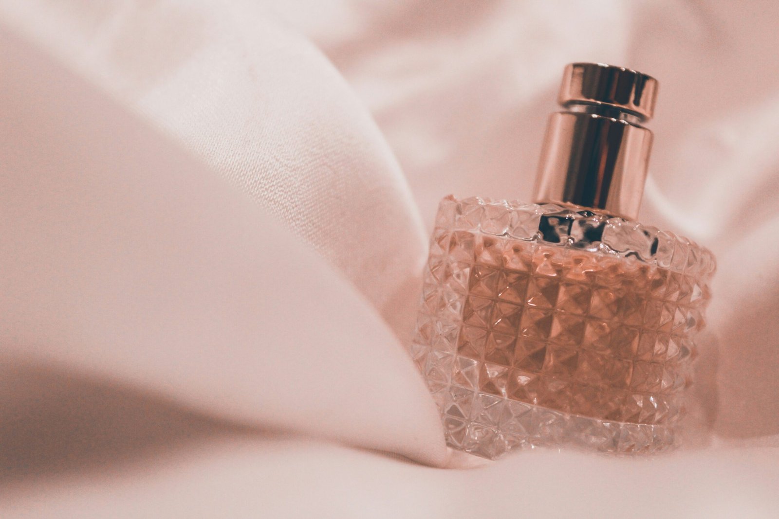 The Best Arabian Perfumes on Amazon – Affordable, Long-Lasting & Absolutely Addictive