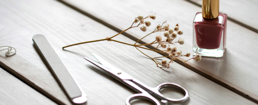 My At-Home Pedicure Routine (The Exact Essentials I Use for Clean, Pretty Feet)