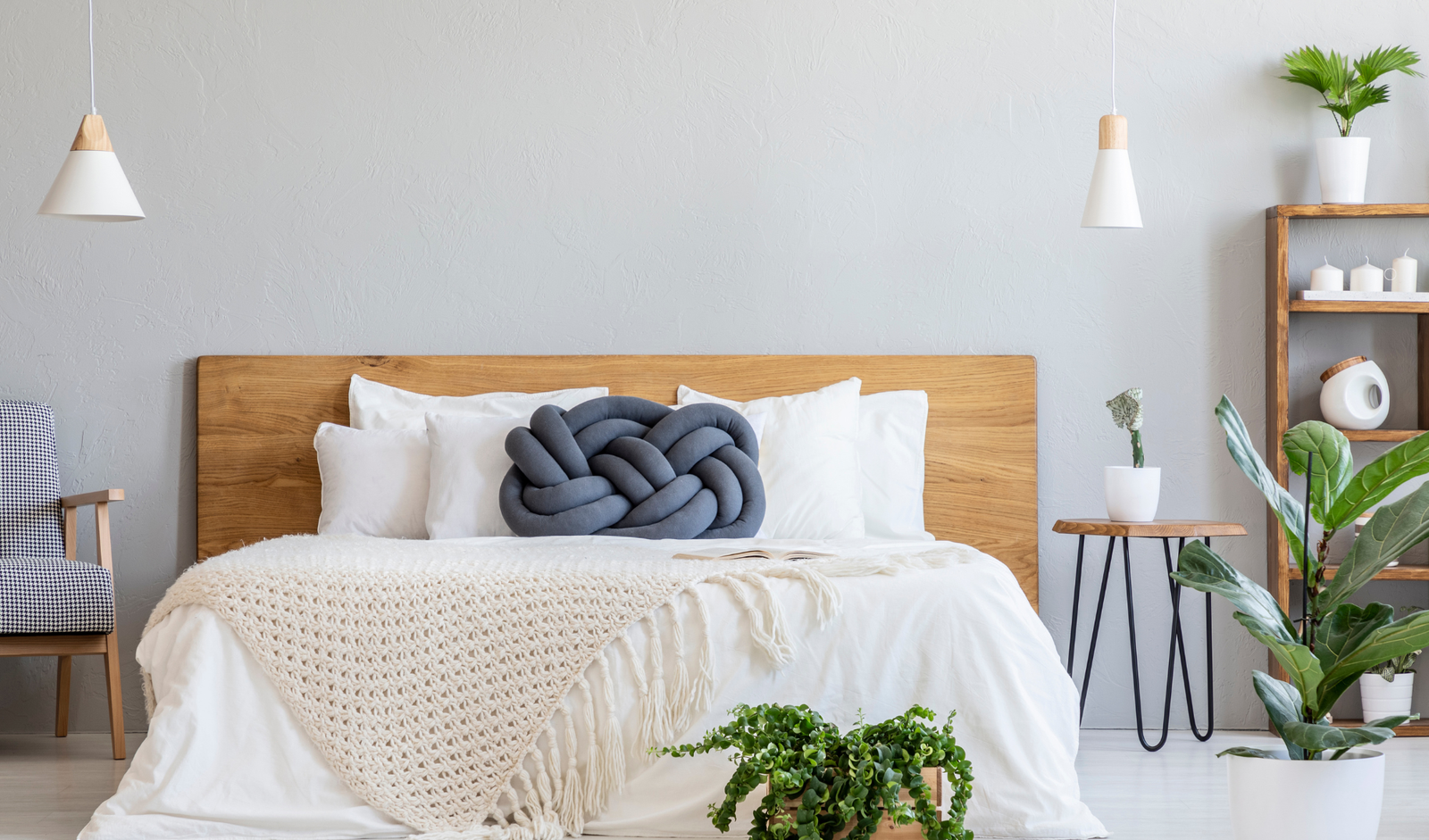 Small Bedroom Organization: 10 Secrets to a Calm, Clutter-Free Space